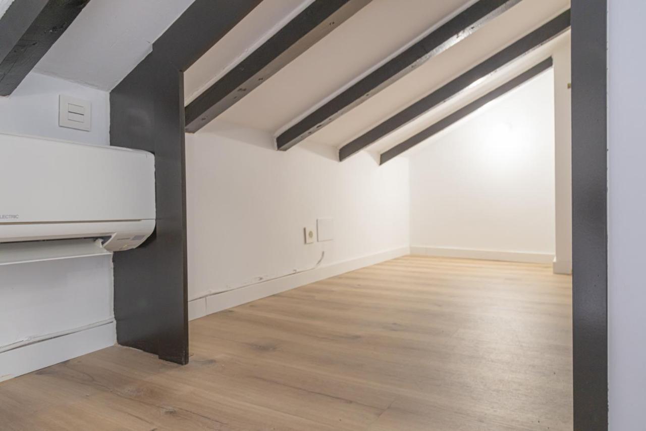 Loft Con Terraza Madrid Salitre Temporal Apartment Exterior photo