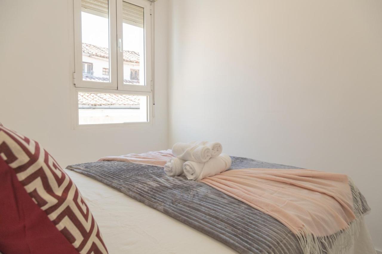 Loft Con Terraza Madrid Salitre Temporal Apartment Exterior photo